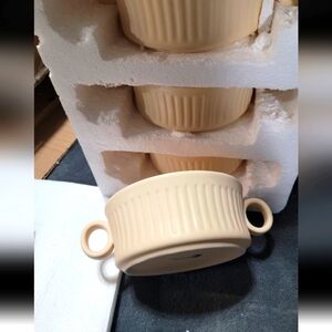 New Beautiful Dowan Soup Bowl Set With Handles~Dishwasher, Oven, Freezer Safe~4